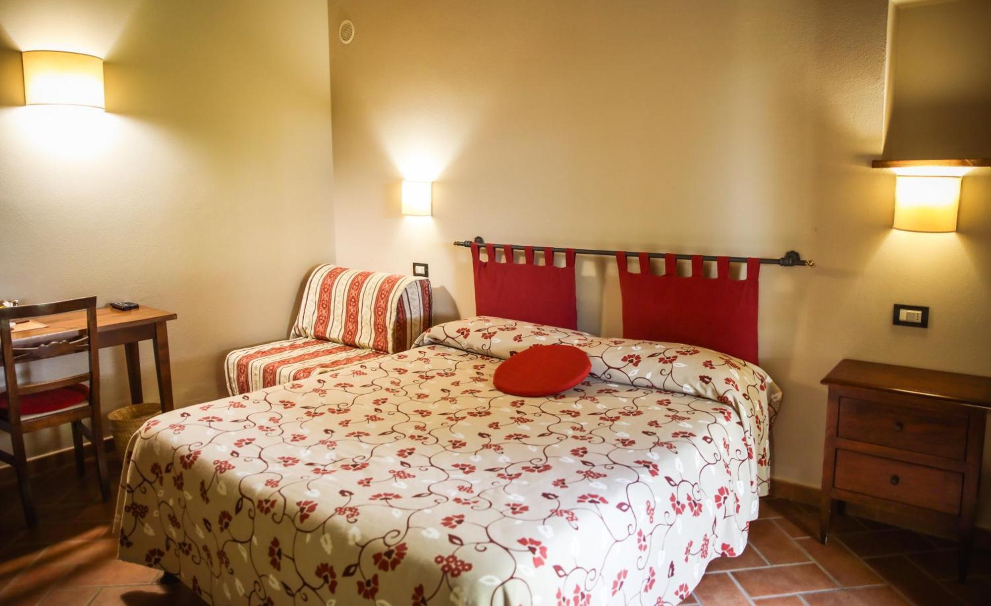 Agriturismo La Vecchia Quercia 蒙特马拉诺 外观 照片