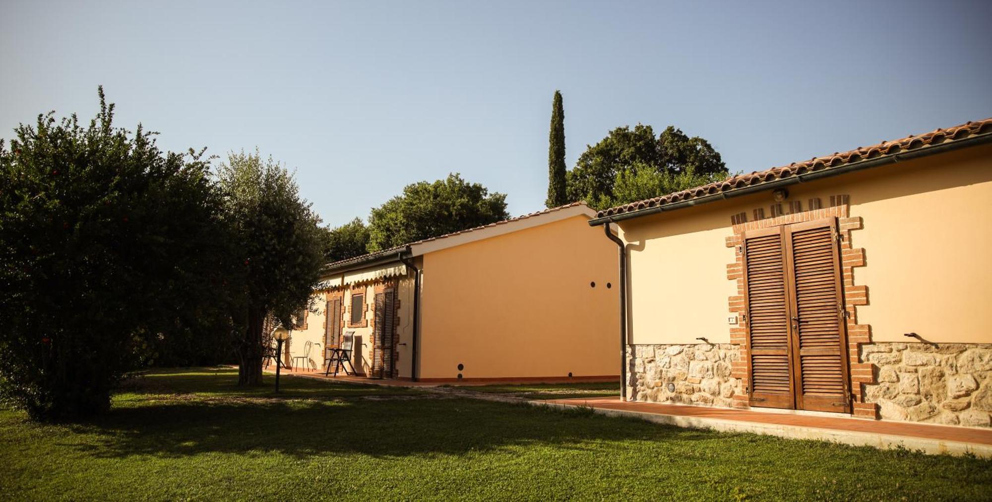 Agriturismo La Vecchia Quercia 蒙特马拉诺 外观 照片