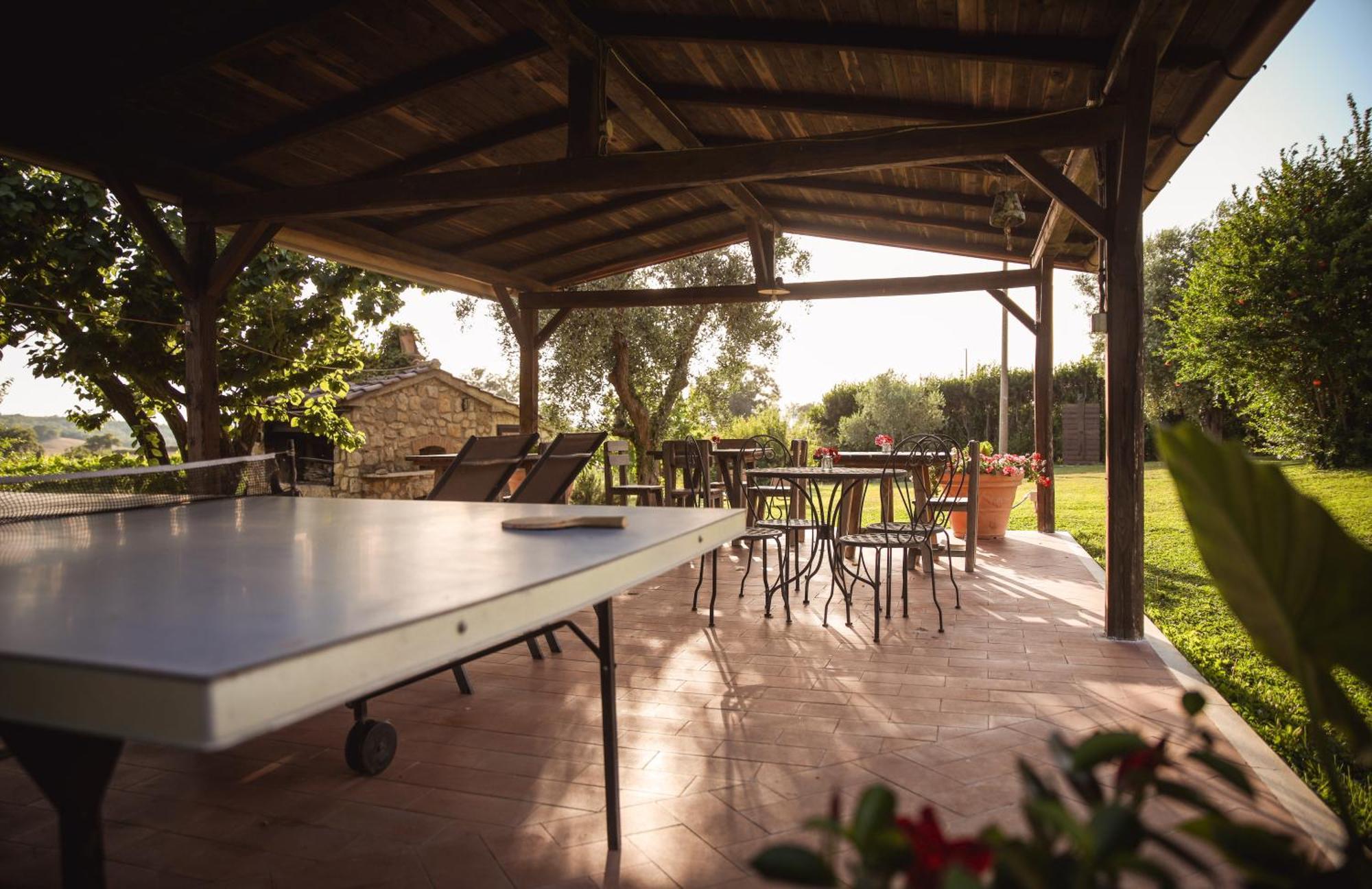 Agriturismo La Vecchia Quercia 蒙特马拉诺 外观 照片