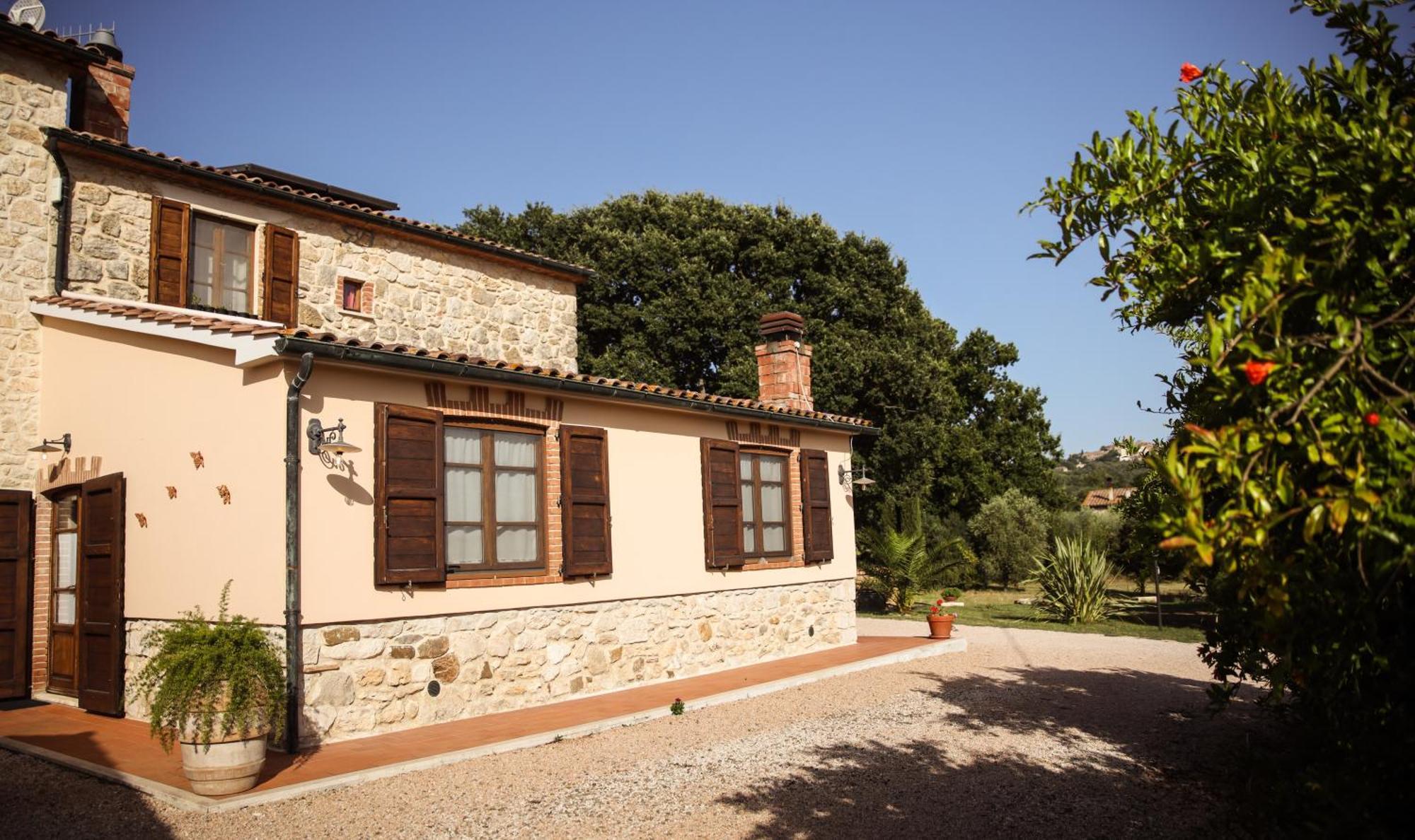 Agriturismo La Vecchia Quercia 蒙特马拉诺 外观 照片