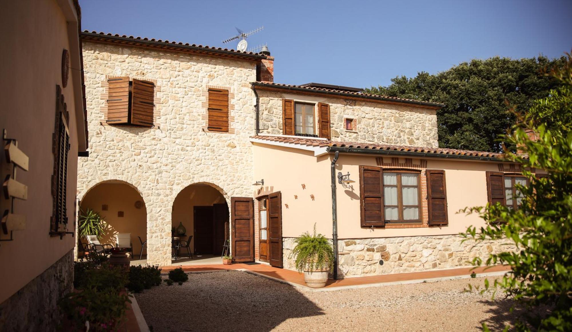 Agriturismo La Vecchia Quercia 蒙特马拉诺 外观 照片